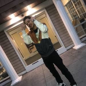 Meet your Posher, Antonio